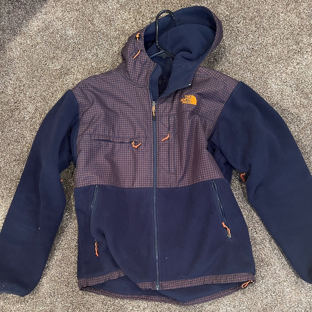 Men’s North face jacket (size L)
